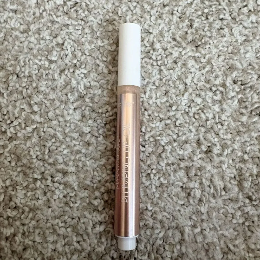 Tarte Maracuja Juicy Plumping Lip Oil Sugar Cookie - Limited Edition  - NEW